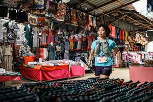 BIB: 
                            <button type="button" onclick="openModal(25558232)" class="btn btn-primary btn-sm float-right btn-popup" data-toggle="modal" data-target=".modal-high-quality">
                        <i class="fas fa-shopping-cart"></i> Add to Cart
                    </button>
                                            <button type="button" onclick="isThisMe(25558232, true)" class="btn btn-success btn-sm float-right btn-popup btn-isme hidden" data-toggle="tooltip" data-placement="bottom" title="นี่คือรูปของคุณใช่ไหม คลิกที่นี่เพื่อเอาเข้าอัลบั้ม">
                        <i class="fas fa-plus"></i> Add to album
                    </button>
                    <button type="button" onclick="isThisMe(25558232, false)" class="btn btn-warning btn-sm float-right btn-popup btn-isnotme hidden">
                        <i class="fas fa-ban"></i> Remove from album
                    </button>